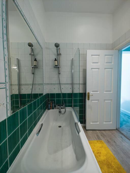 New Marylebone Gem/One Bedroom London Exteriör bild